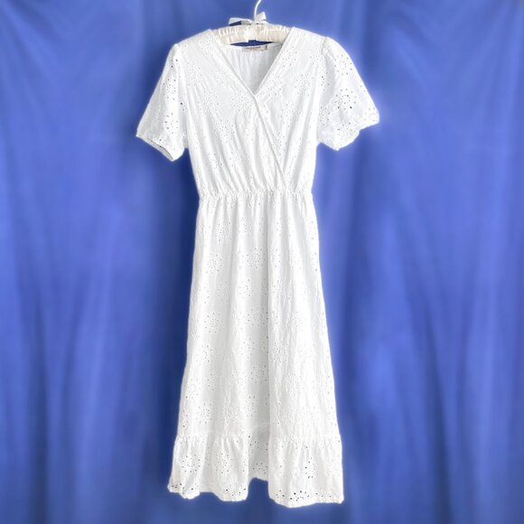 Valentina Naldi Dresses & Skirts - Valentina Naldi Eyelet Summer Dress